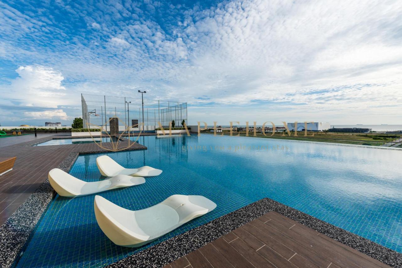 Amber Cove Premier Suites Melaka Екстер'єр фото