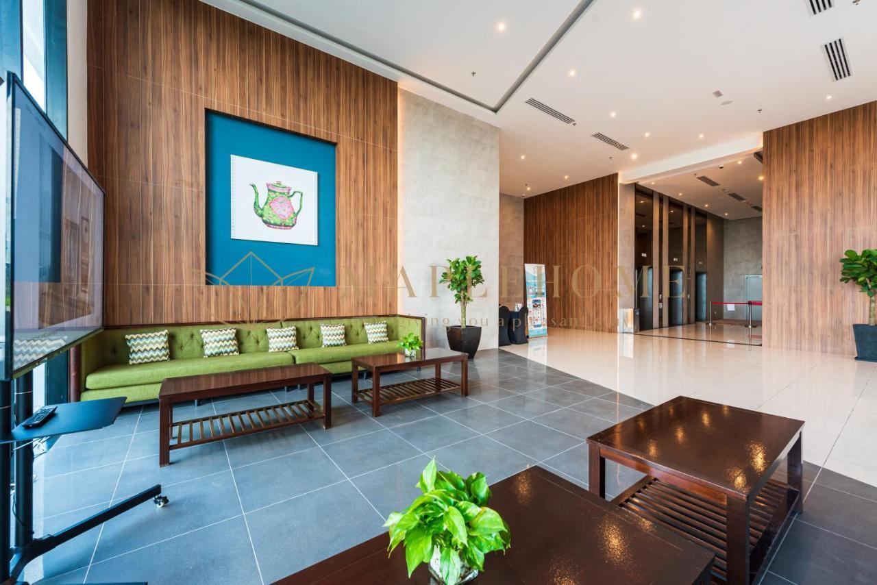 Amber Cove Premier Suites Melaka Екстер'єр фото